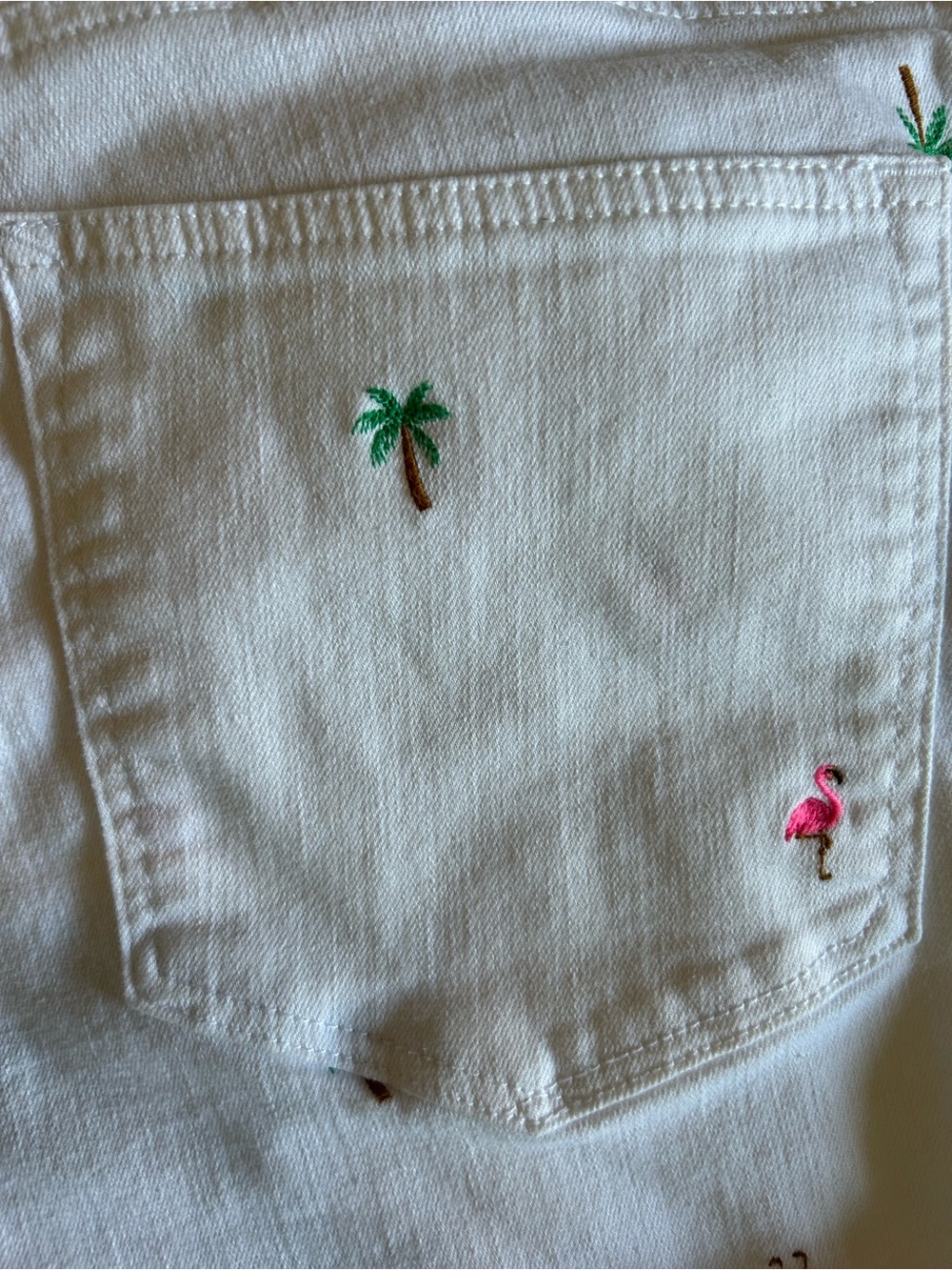 🌴🦩Talbots White Denim 7” Mid-rise Shorts Pink Flamingo & Green Palm Embroidery - Picture 9 of 11